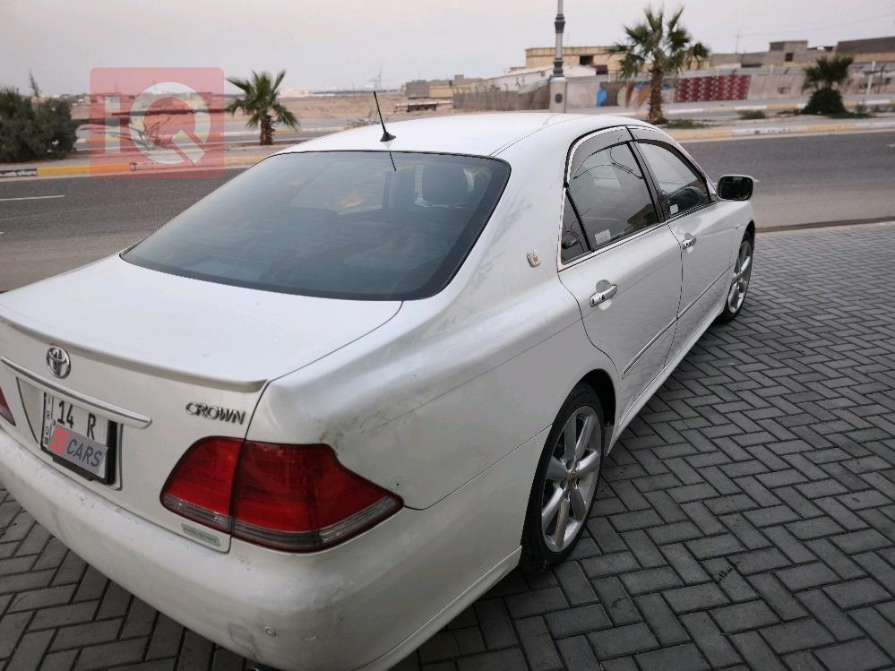 تويوتا كراون